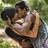 Tiago (Marcello Melo Jr.) e Yumi (Jacqueline Sato) estão apaixonados um pelo outro e se beijaram, na novela 'Sol Nascente'
