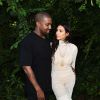 Kim Kardashian quer pedir separação de Kanye West, apontam revistas internacionais