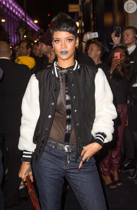 Rihanna será a capa de aniversário da revista 'Vogue Brasil', em maio