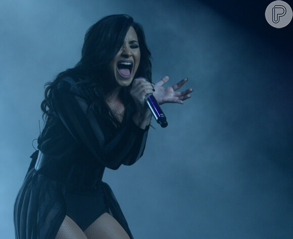 Demi Lovato arrebatou o público de São Paulo neste sábado, 10 de dezembro de 2016, durante o Z Festival