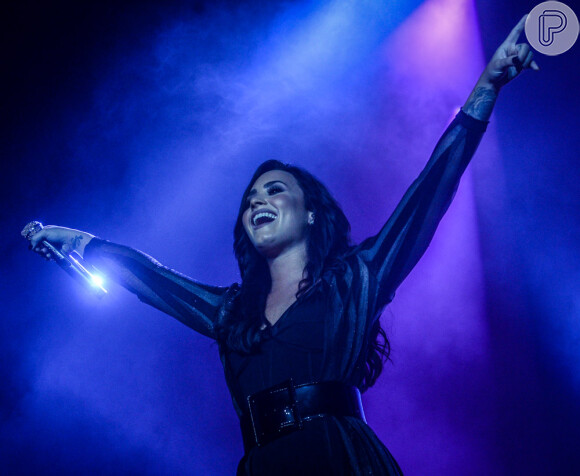 Demi Lovato arrebatou o público de São Paulo neste sábado, 10 de dezembro de 2016, durante o Z Festival
