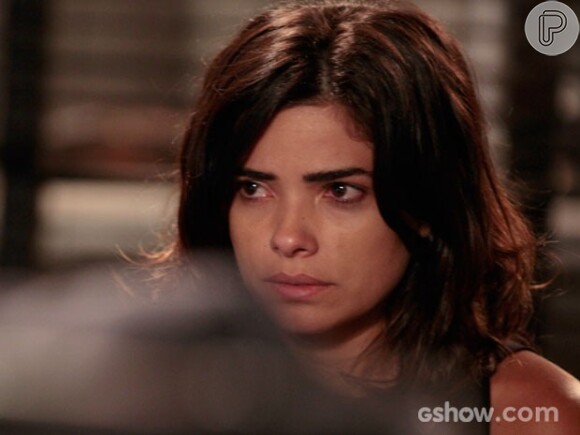 Aline (Vanessa Giácomo) se choca ao ver Ninho (Juliano Cazarré) vivo, em cena de 'Amor à Vida'
