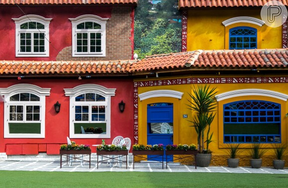 A casa do confinamento do 'BBB17' ganha uma nova roupagem com a fachada colorida