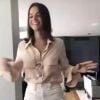 Neymar filma Bruna Marquezine dançando e repete coreografia: 'A bailar'.