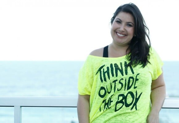 Mariana Xavier, com 82 quilos, rebate críticas após foto de biquíni: 'Tenho espelho em casa