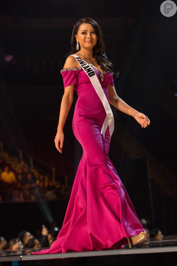 Foto: A Miss África do Sul exibe suas curvas de biquíni