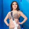 Darina Kulsitova tem 19 anos e é representante do Cazaquistão no Miss Universo