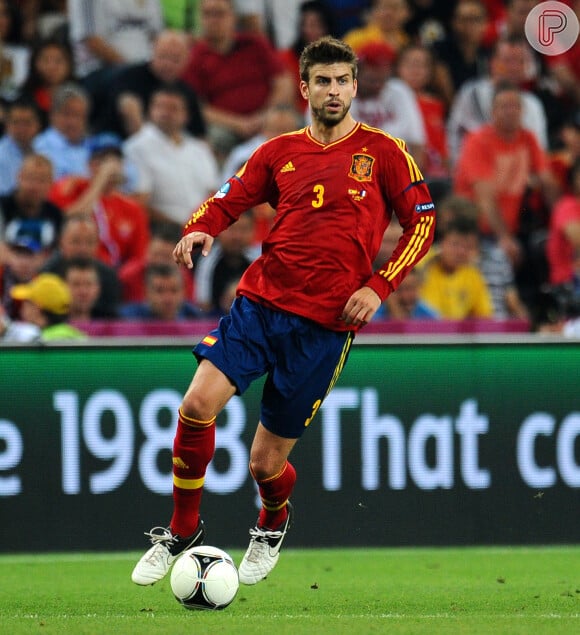 Gerard Piqué também defende a seleção da Espanha, a atual campeã do mundo de futebol e a melhor do mundo pela Fifa