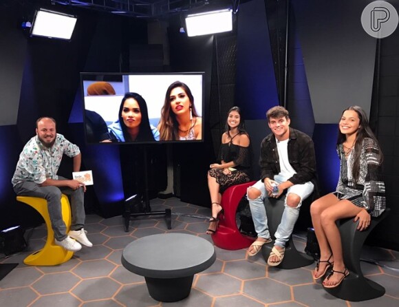 Munik participou do 'Rede BBB', ao lado dos eliminados da 17° edição, Antonio Rafaski, Gabriela Flor e Mayla Araújo, na tarde desta quarta-feira, 1° de fevereiro de 2017