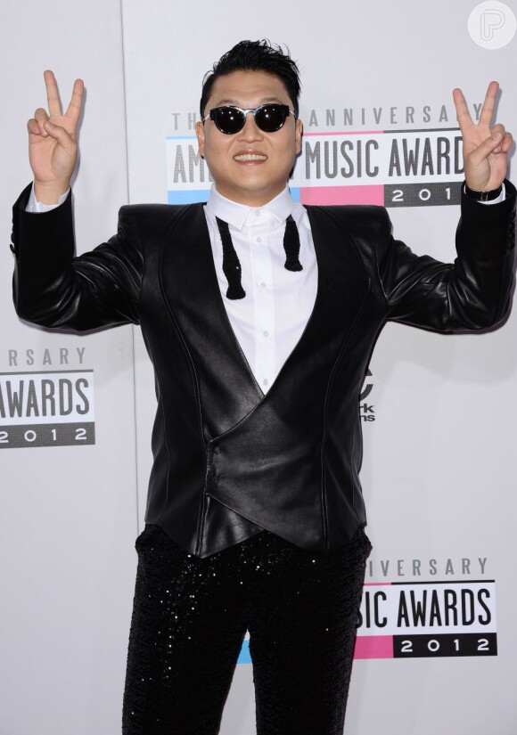 Psy, o rapper do momento, estava feliz da vida na premiação