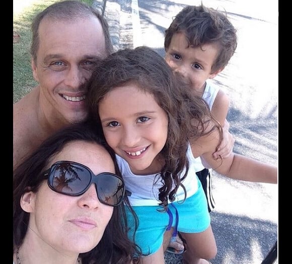 Guilherme Fontes e os filhos, Carlos  e Carolina, frutos do casamento com Patrícia Lins da Silva