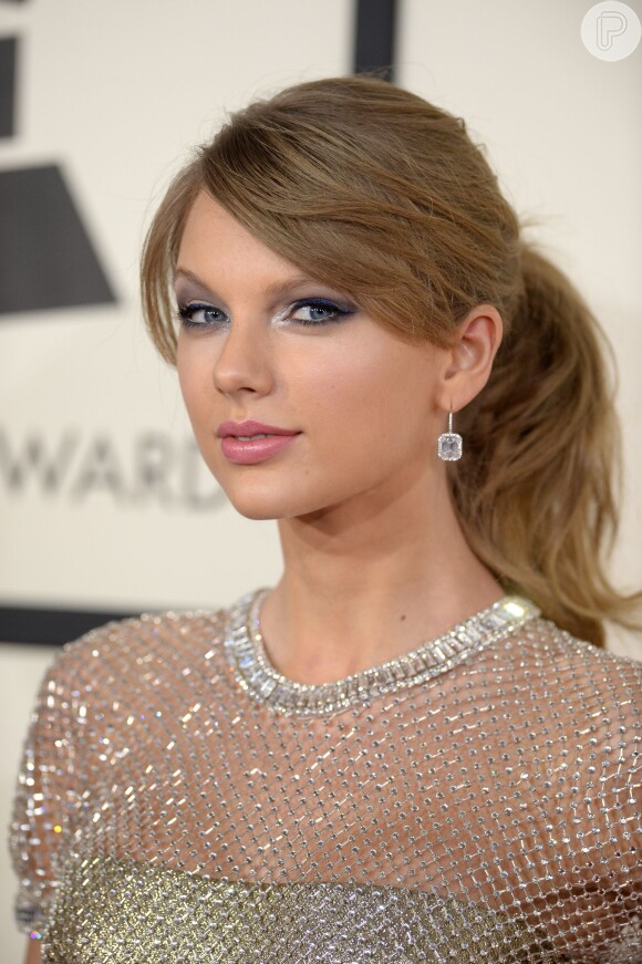 Taylor Swift foi a cantora que mais faturou em 2013