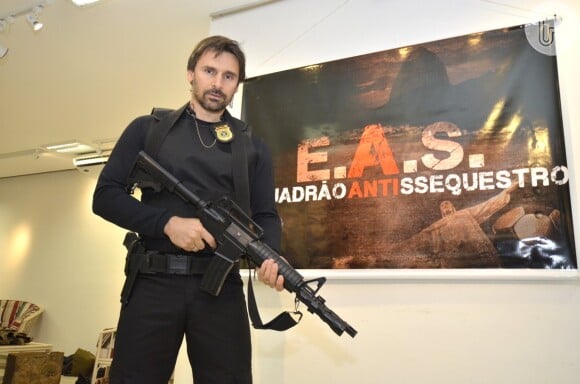 Murilo Rosa se prepara para viver protagonista no filme policial 'E.A.S - Esquadrão antissequestro'