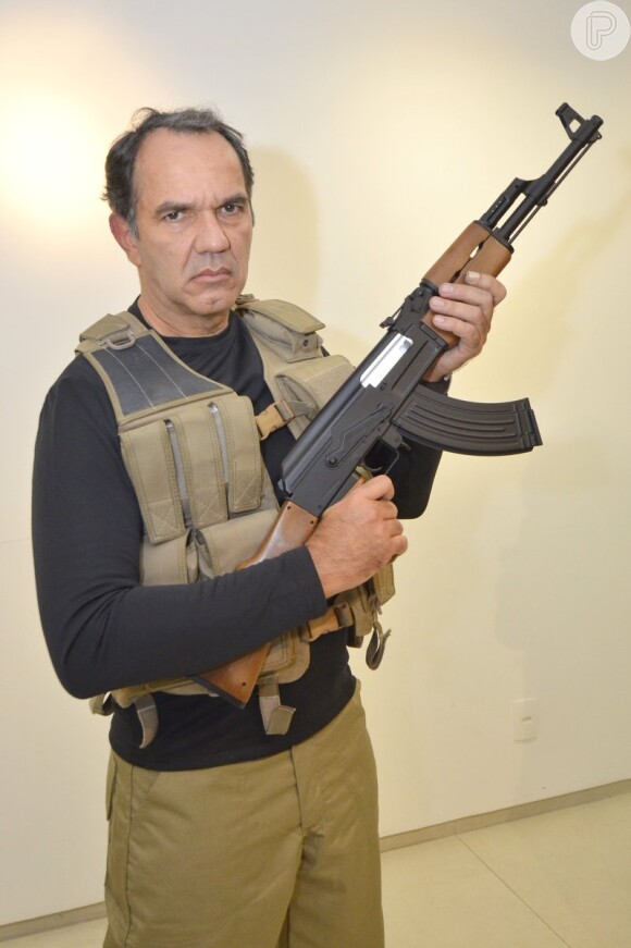 Humberto Martins encarna um terrorista no filme 'E.A.S - Esquadrão Antissequestro'