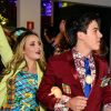 Thomaz Costa e a namorada, Larissa Manoela, dançaram a quadrilha na festa de 17 anos do ator, em casa de festas na noite desta terça-feira, 20 de junho de 2017