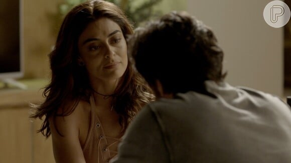 Bibi (Juliana Paes) diz a Caio (Rodrigo Lombardi) que já atrelou sua vida a Rubinho (Emílio Dantas), na novela 'A Força do Querer'