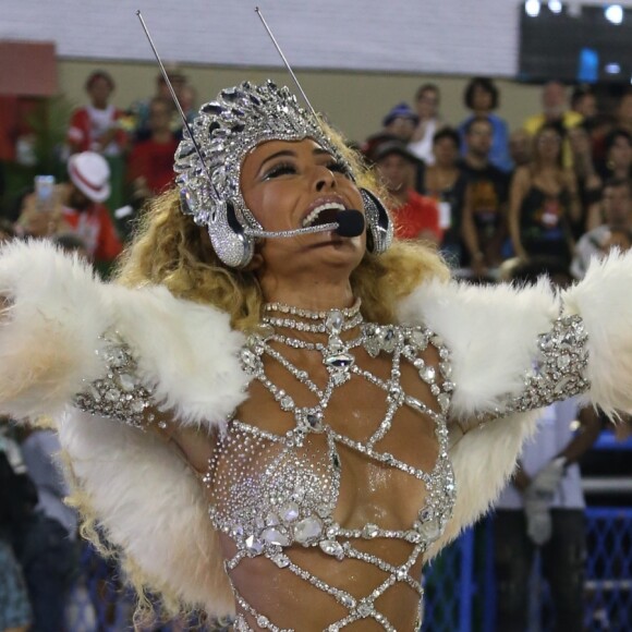 Sabrina Sato está confirmada como rainha de bateria da Vila Isabel no carnaval do Rio em 2018