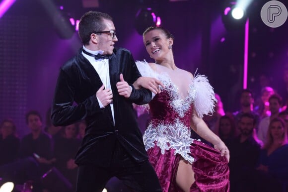 Jade Barbosa também engatou namoro com seu coreógrafo, Lucas Teodoro, no 'Dancing Brasil'