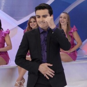 Dudu Camargo vem se destacando na Tv por seu jeito espontâneo