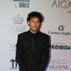 Neymar, após término com Bruna Marquezine, estaria vivendo um affair com a modelo Caroline Caputo