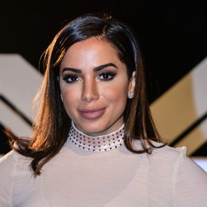 Novo affair de Anitta, o empresário Thiago Magalhães, só anda de carro blindado e sempre anda com dois seguranças, diz a coluna 'Retratos da Vida', do jornal 'Extra', neste sábado, 24 de junho de 2017