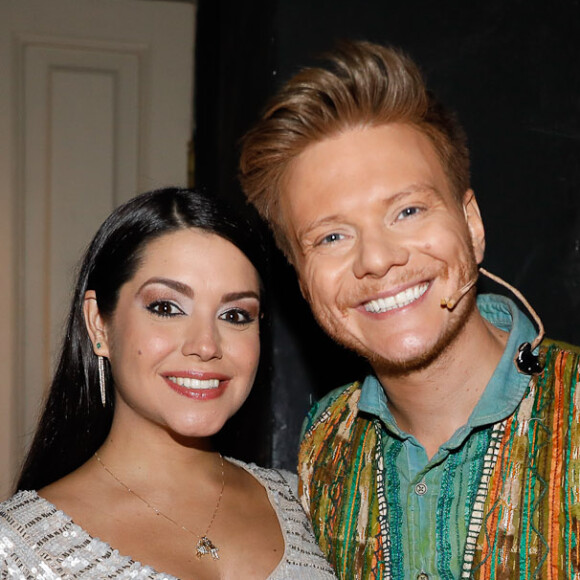 Thais Fersoza pretende ter mais filhos com Michel Teló: 'Ele quer uma banda'
