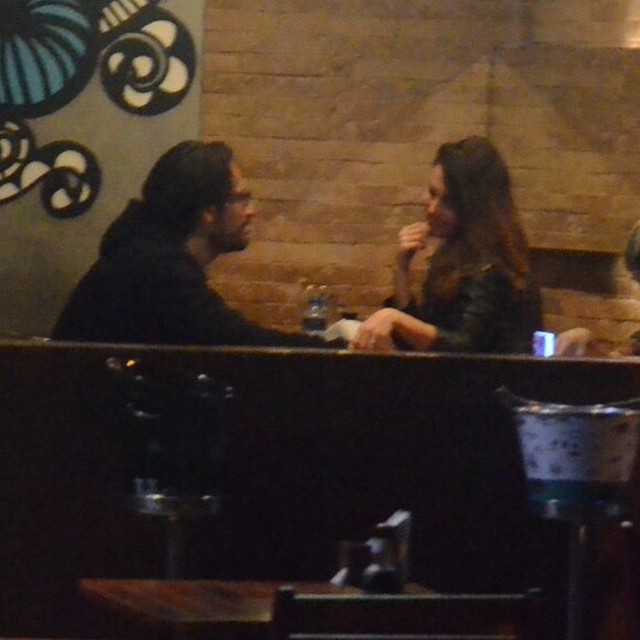 Rodrigo Santoro e Mel Fronckowiak saíram para jantar neste domingo, 25 de junho de 2017