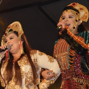 Elba Ramalho criticou a presença de cantores sertanejos, como Maiara e Maraisa, na festa de São João em Campina Grande, na Paraíba, a principal do país
