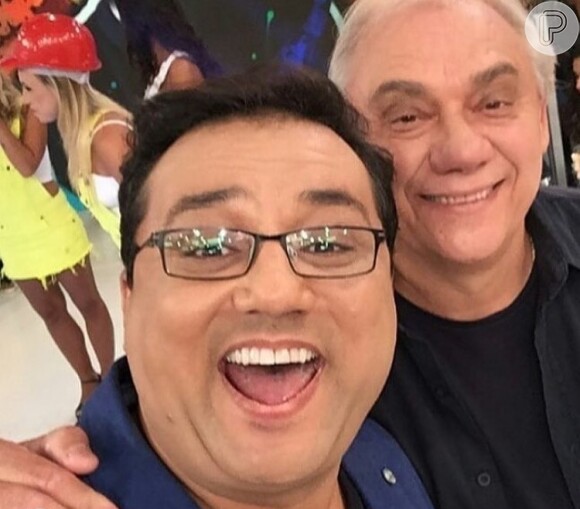 Marcelo Rezende negou a suposta briga com Geraldo Luís ao publicar uma foto com o jornalista, em seu Instagram, nesta segunda-feira, 26 de junho de 2017