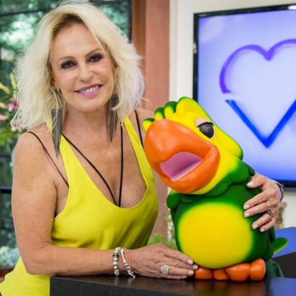 Ana Maria Braga aceitou o pedido de desculpas de Claudia Ohana no 'Mais Você'