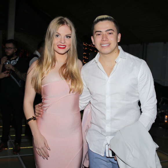 O Youtuber Whindersson Nunes foi à festa de Larissa Manoela