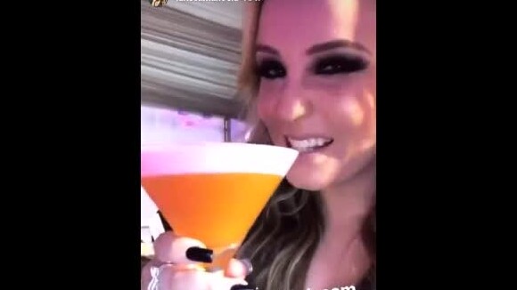 Larissa Manoela dança funk e bebe drinks em festa: 'Sem álcool'. Vídeo!
