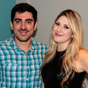 Marcelo Adnet está de namorada nova três meses após anunciar o fim do seu casamento com Dani Calabresa