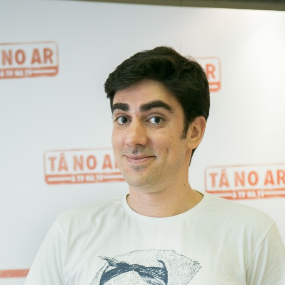 Marcelo Adnet gravou com ex-mulher, Dani Calabresa, após assumir namoro com estudante