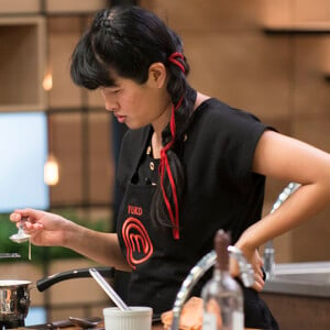 Yuko entrega conflitos nos bastidores do 'MasterChef': 'Tem pessoas que brigam atrás das câmeras de verdade e tem pessoas que falam: 'não gosto desse e esse". Mas quando a pessoa sai o pensamento ruim sobre aquela outra pessoa acaba'