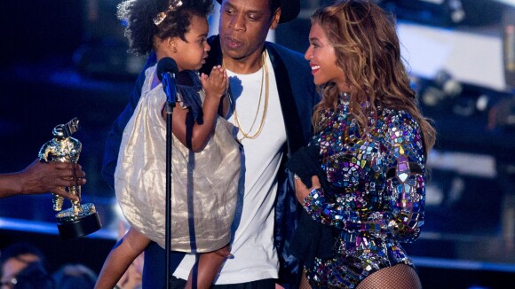 Jay-Z cita infidelidade a Beyoncé, gêmeos e briga com Kanye West em nova música