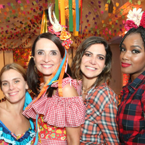 Carolina Dieckmann se divertiu em festa junina no Rio de Janeiro no sábado, 1 de julho de 2017
