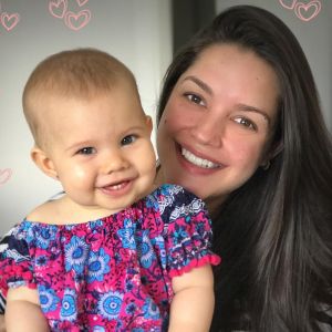 Thais Fersoza comemorou 11 meses da filha, Melinda, no sábado, 1 de julho de 2017