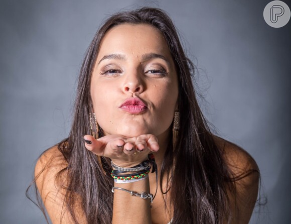 Emilly Araújo, vencedora do 'BBB17', respondeu provocação em vídeo e chamou público de 'pobre' em festival de música no domingo, 2 de julho de 2017