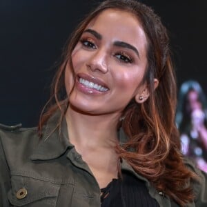 Anitta revelou que Thiago Magalhães é 'low profile'