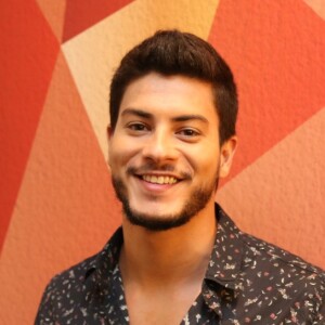 Arthur Aguiar, além de ator, também é cantor e lançou seu primeiro CD, 'O Que Te Faz Bem', no ano passado