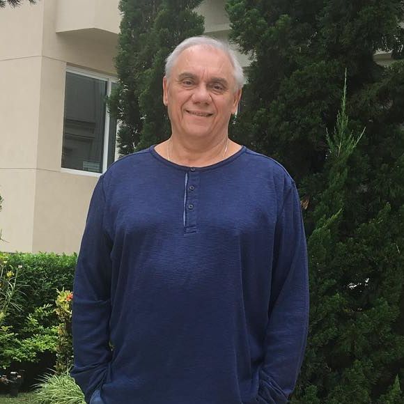 Fãs e seguidores deixaram mensagens de apoio para o jornalista Marcelo Rezende