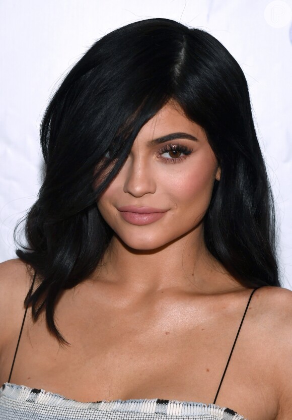 Kylie Jenner usou o filtro de 'Paradinha', da Anitta, no Snapchat