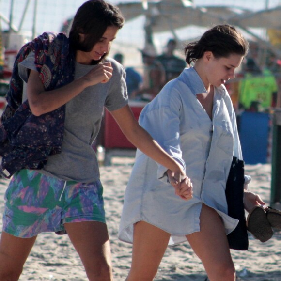 'Quem me interessa, me respeita. E é isso que importa', garantiu Bruna Linzmeyer