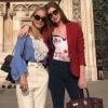 Para passeio com a mãe, Gio Ruy Barbosa, em Milão, Marina Ruy Barbosa escolheu a dobradinha jeans e blazer, em 27 de junho de 2017