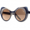 Os óculos usados por Marina Ruy Barbosa em Milão são da Lapima (modelo Zoe) e estão à venda no site da marca por R$ 1.970