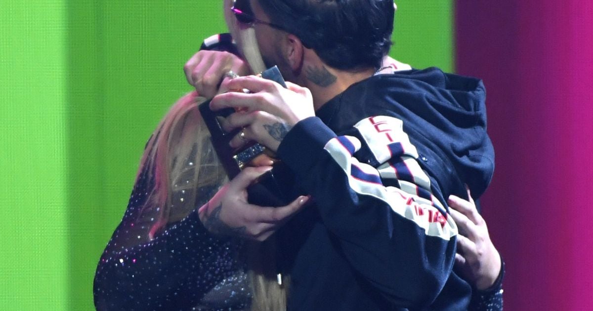 Iggy Azalea Cumprimentou Maluma Por Vencer O Prêmio 'Supersonico' Na ...