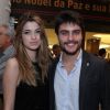 Guilherme Leicam está namorando atriz de 16 anos (03 de abril de 2014)