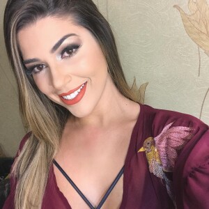 'Você não precisa passar por cima de ninguém para alcançar nada', afirmou a ex-BBB Vivian Amorim