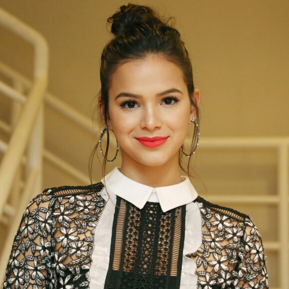 Bruna Marquezine não aprova amigas que a trocam por namorado novo